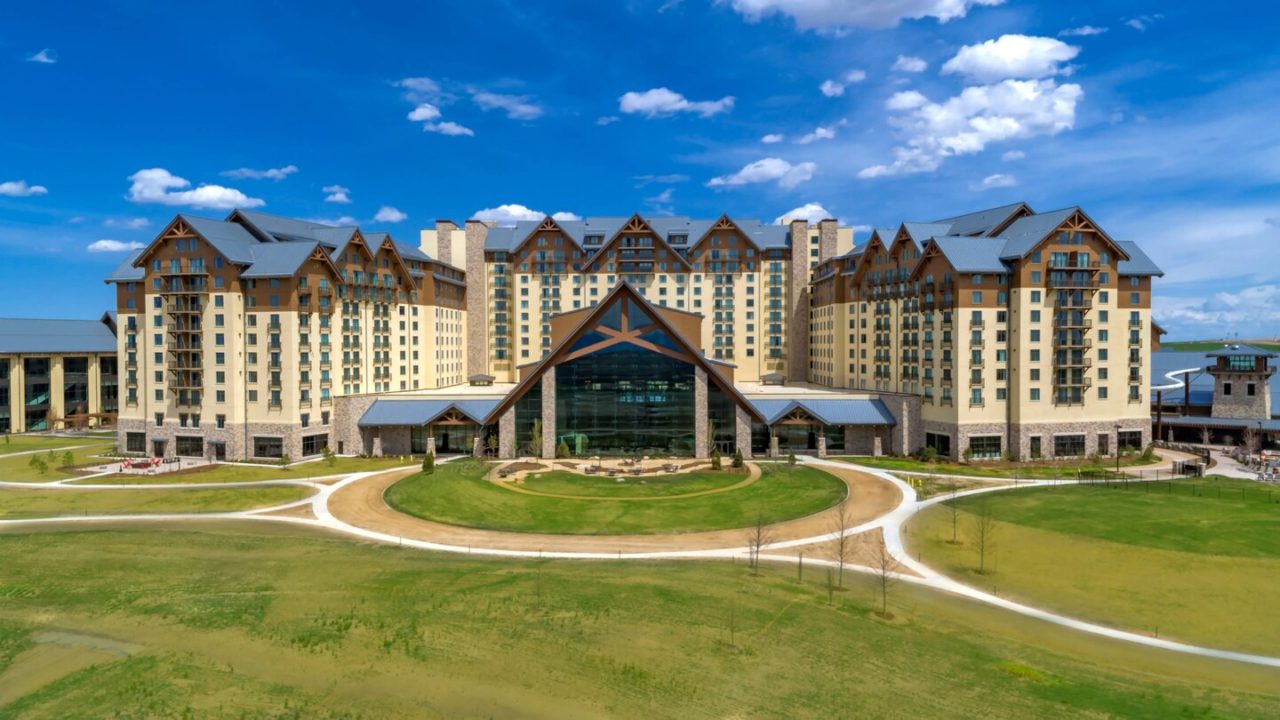 Gaylord Rockies Resort Convention Center Brockette Davis Drake   Dengr Exterior 3596 Hor Wide 1280x720 